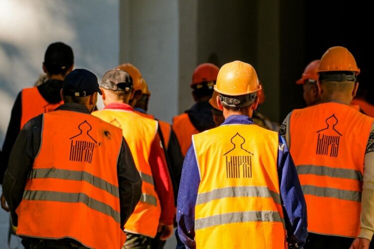 Labour Day celebration recognizing workers building communities in Victoria BC